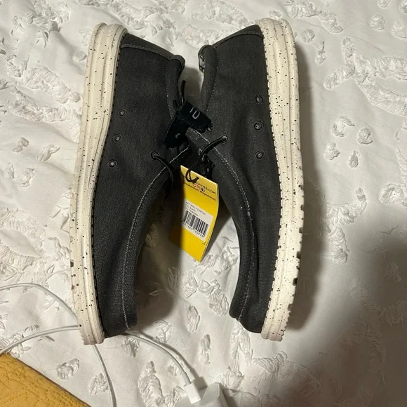 MENS HEY DUDE SHOES SIZE 12 - Picture 5 of 7